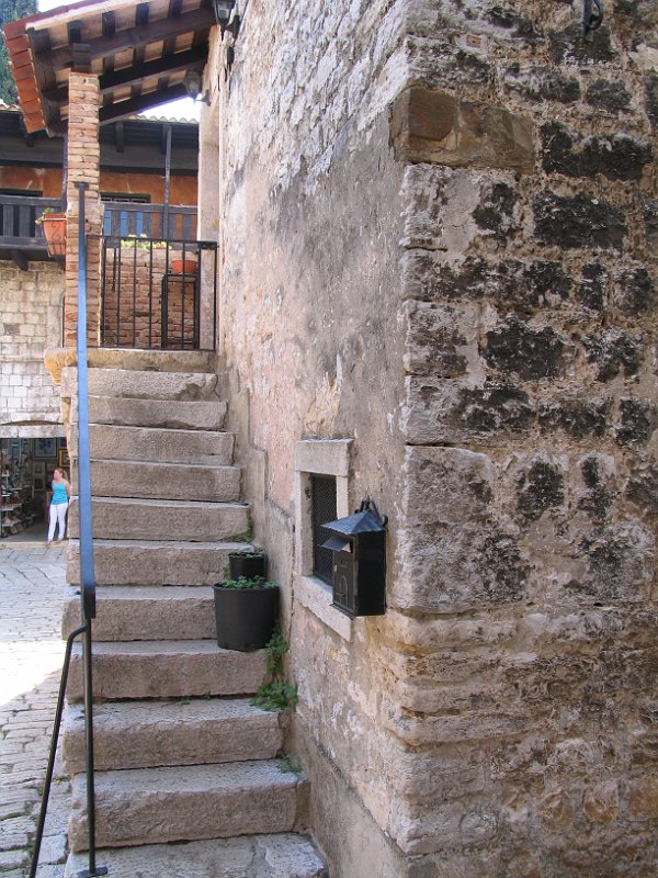 2012-09-11 14-15-08 Ludo.jpg